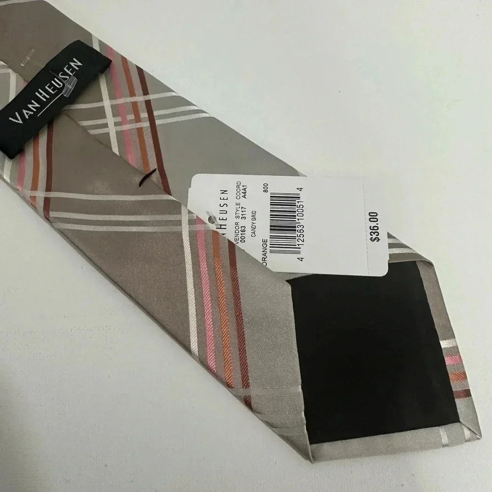 NWT Van Heusen Mens Formal Necktie 57